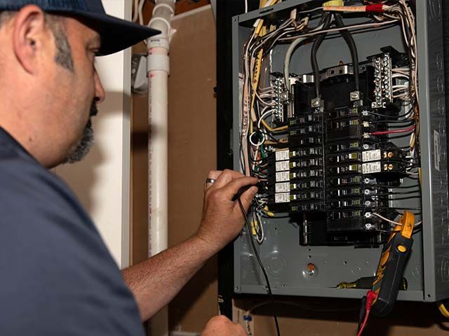 Electrical Panel & Circuit Breaker Specialists In Loudon